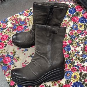 MIZ MOOZ Leather Wedge Boot